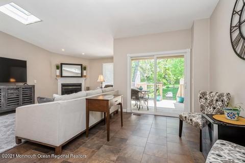 139 Redpine Loop, Old Bridge, NJ 08857 photo 8