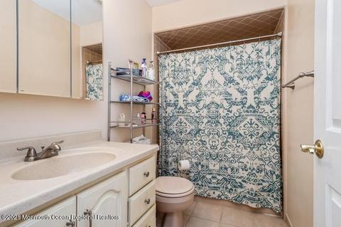 139 Redpine Loop, Old Bridge, NJ 08857 photo 14