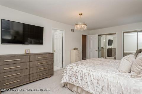 139 Redpine Loop, Old Bridge, NJ 08857 photo 11