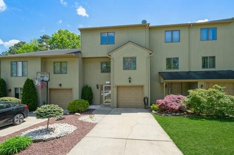 139 Redpine Loop, Old Bridge, NJ 08857 photo 1
