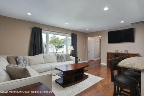 554 Baxter St, Brick, NJ 08723 photo 6