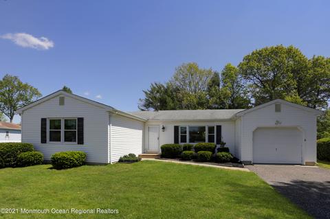 554 Baxter St, Brick, NJ 08723 photo 3
