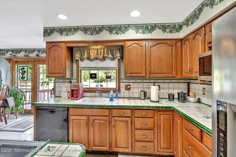 58 Brookside Rd, Millstone, NJ 08510 photo 9