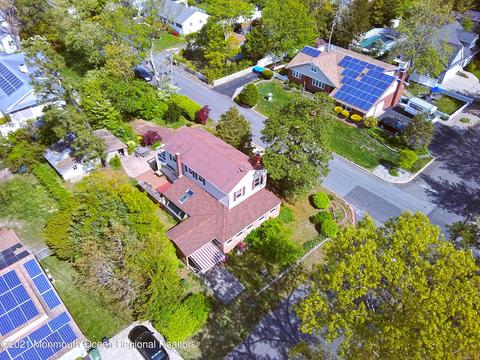 401 Avon Rd, Pine Beach, NJ 08741 photo 3