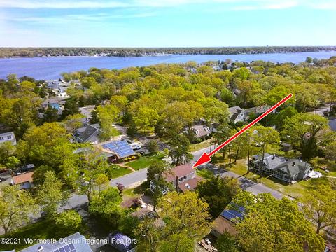 401 Avon Rd, Pine Beach, NJ 08741 photo 2
