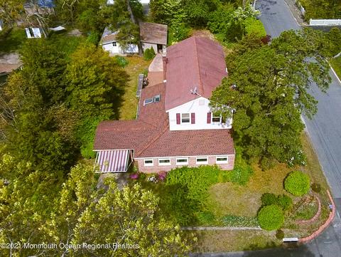 401 Avon Rd, Pine Beach, NJ 08741 photo 4