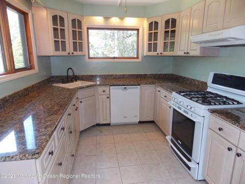 401 Avon Rd, Pine Beach, NJ 08741 photo 33