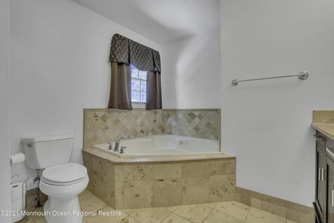 320 Mackenzie Dr, Jackson, NJ 08527 photo 40