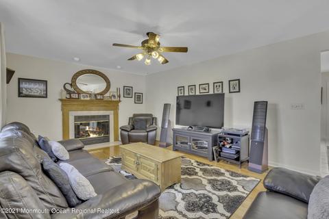 320 Mackenzie Dr, Jackson, NJ 08527 photo 32