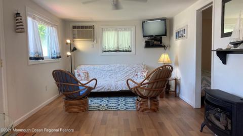76 Illinois Ave, Waretown, NJ 08758 photo 11