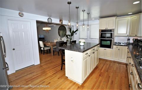 40 Albert Dr, Parlin, NJ 08859 photo 12