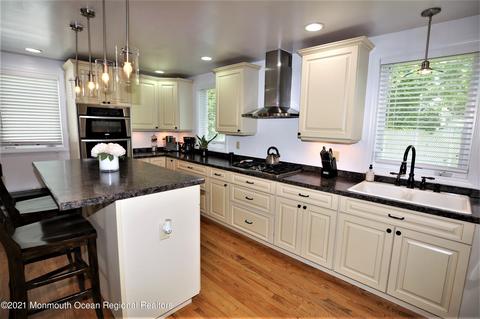 40 Albert Dr, Parlin, NJ 08859 photo 11