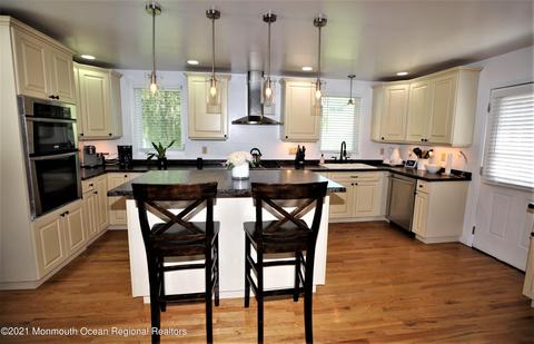 40 Albert Dr, Parlin, NJ 08859 photo 8