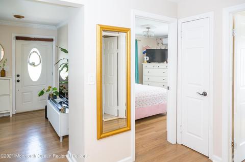 65 E William St, Fords, NJ 08863 photo 7
