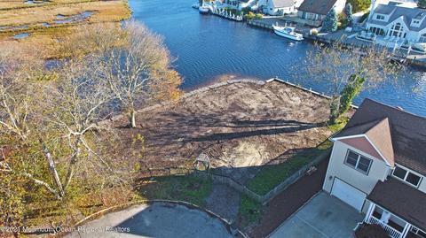 912 Shenandoah Dr, Forked River, NJ 08731 photo 11