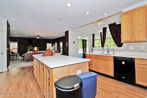 19 James Dr, Waretown, NJ 08758 photo 26