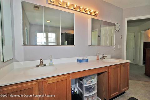 19 James Dr, Waretown, NJ 08758 photo 39