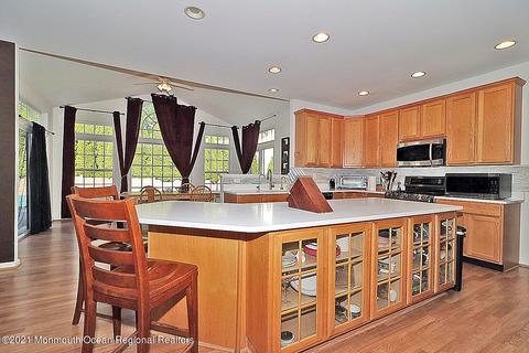 19 James Dr, Waretown, NJ 08758 photo 16