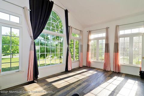 19 James Dr, Waretown, NJ 08758 photo 10