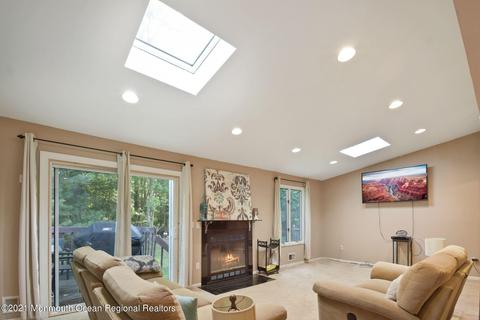119 Redpine Loop, Old Bridge, NJ 08857 photo 9