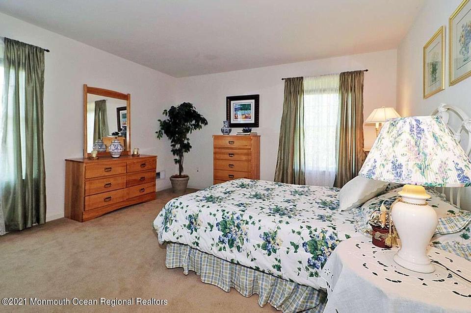  8 Cooper Ct, Cream Ridge, NJ 08514 photo 20