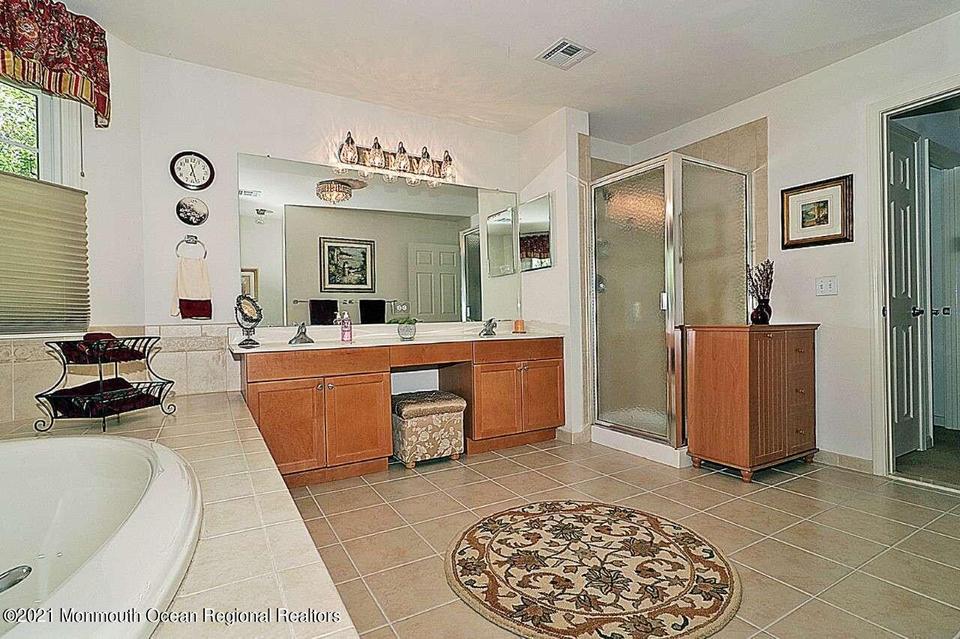  8 Cooper Ct, Cream Ridge, NJ 08514 photo 18