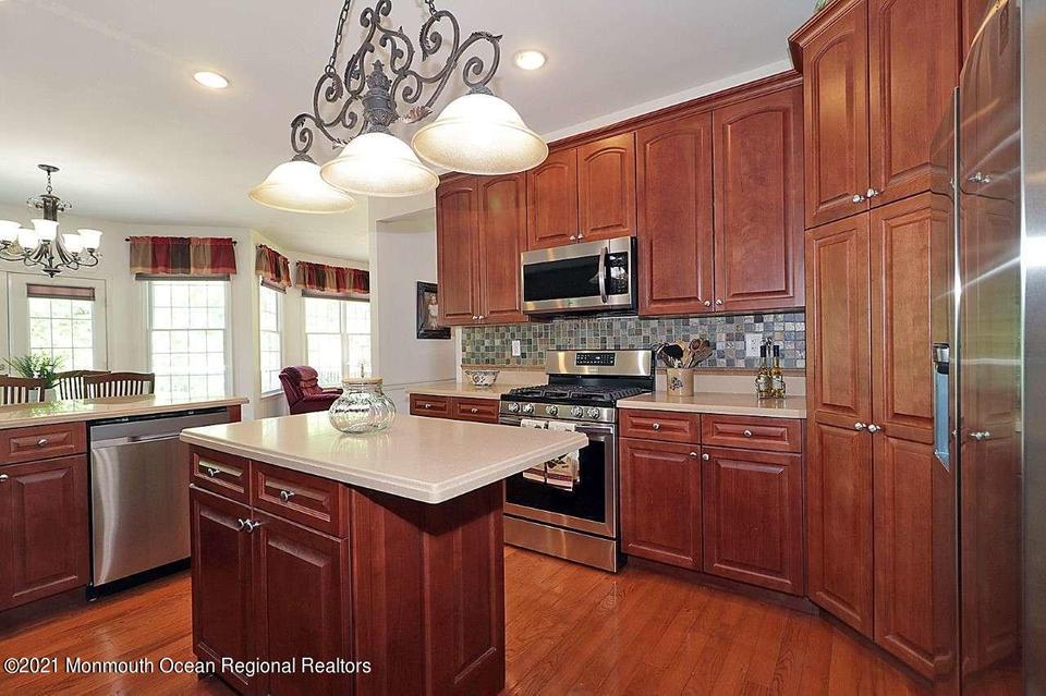  8 Cooper Ct, Cream Ridge, NJ 08514 photo 11