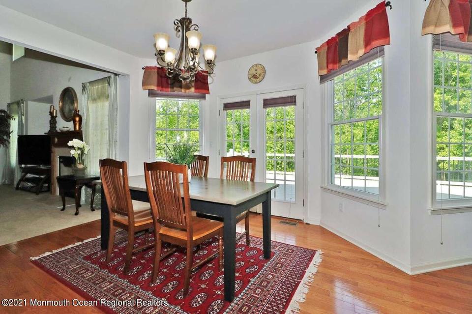  8 Cooper Ct, Cream Ridge, NJ 08514 photo 12