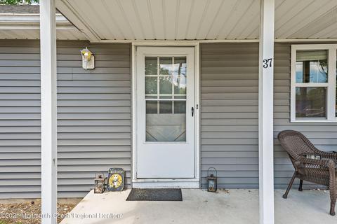 37 Bobwhite Ct, Forked River, NJ 08731 photo 4