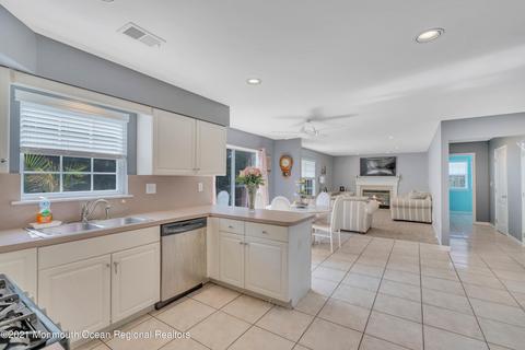 313 Mackenzie Dr, Jackson, NJ 08527 photo 15