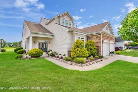 56 Pancoast Rd, Waretown, NJ 08758 photo 2