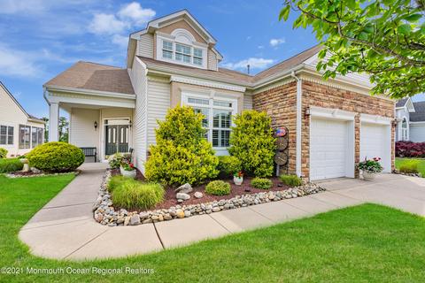56 Pancoast Rd, Waretown, NJ 08758 photo 1