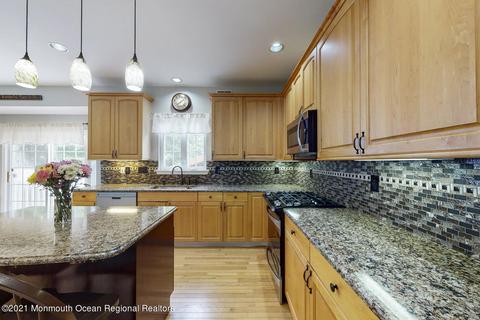617 Windcrest Ct, Brick, NJ 08724 photo 8