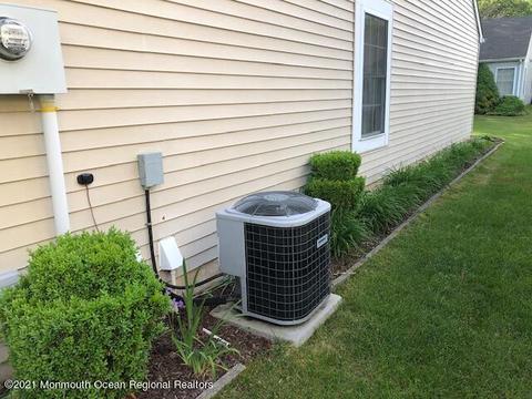 4 Clyde Sq, Jackson, NJ 08527 photo 54