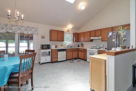 430 7th St, Waretown, NJ 08758 photo 7