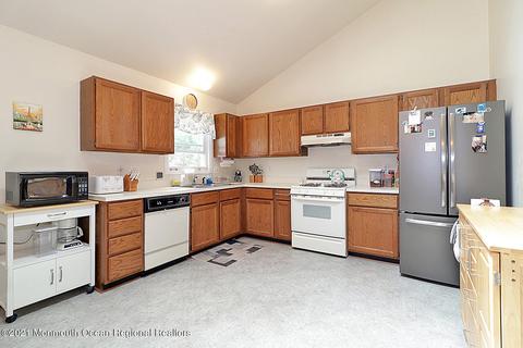 430 7th St, Waretown, NJ 08758 photo 8