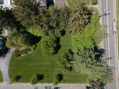 2 Clover Ln, Rumson, NJ 07760 photo 2