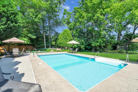 31 Red Maple Dr, Brick, NJ 08724 photo 2
