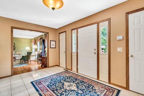 9 Ryans Way, Jackson, NJ 08527 photo 4