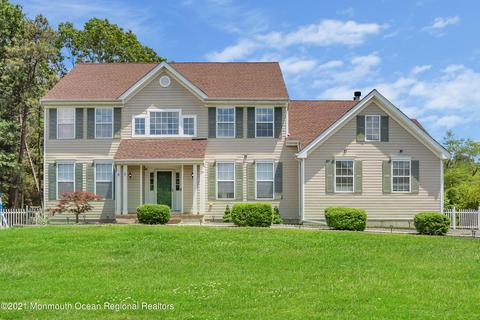 57 Cardinal Dr, Jackson, NJ 08527 photo 1
