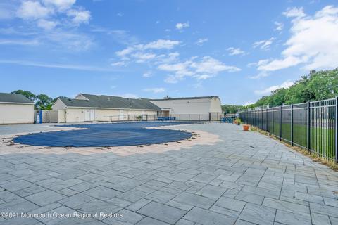 33 Sutton Dr, Brick, NJ 08724 photo 32