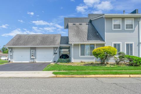 33 Sutton Dr, Brick, NJ 08724 photo 1
