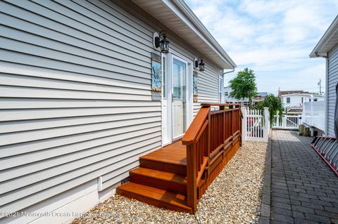 63 E Pampano Dr, Brick, NJ 08723 photo 5