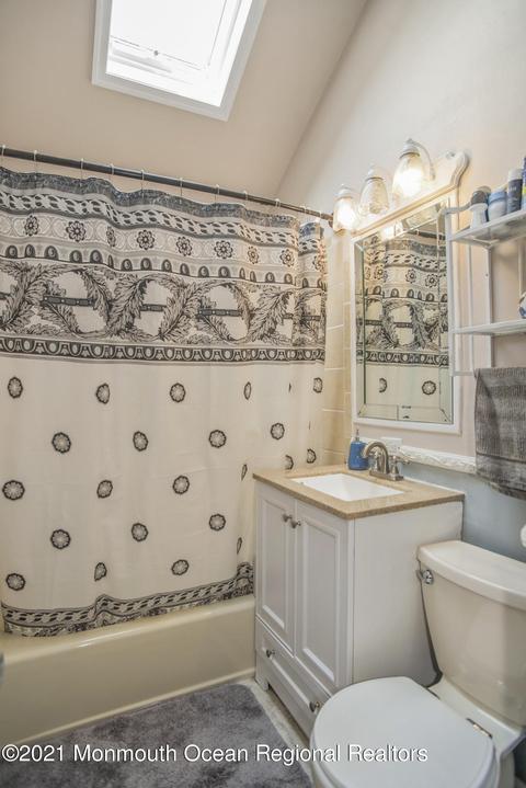 9 Pine Rd, Howell, NJ 07731 photo 14