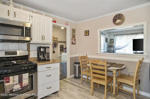 9 Pine Rd, Howell, NJ 07731 photo 17