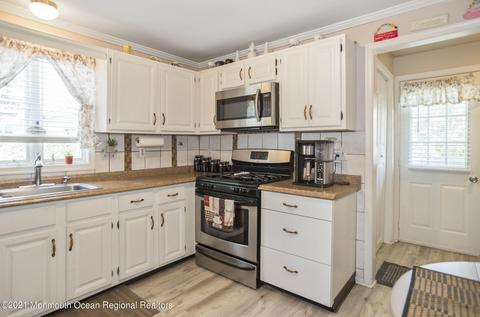 9 Pine Rd, Howell, NJ 07731 photo 16