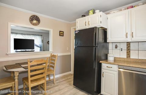 9 Pine Rd, Howell, NJ 07731 photo 18