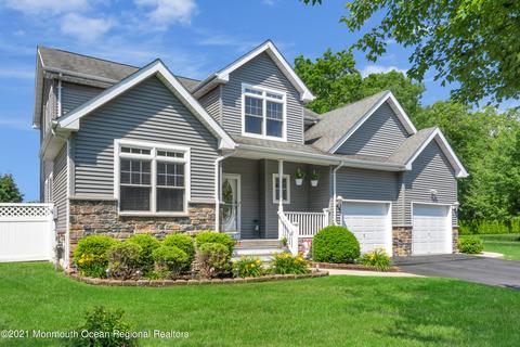 702 Leanne Ct, Forked River, NJ 08731 photo 2