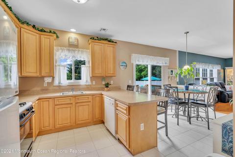 702 Leanne Ct, Forked River, NJ 08731 photo 13