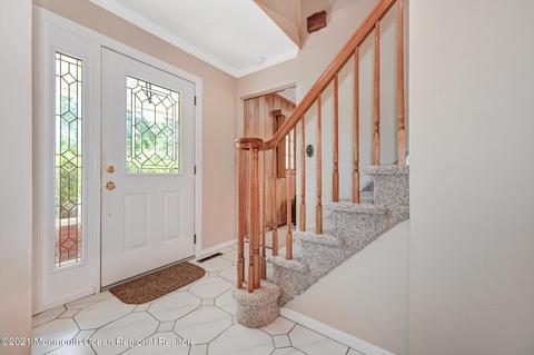34 Danemar Dr, Matawan, NJ 07747 photo 3